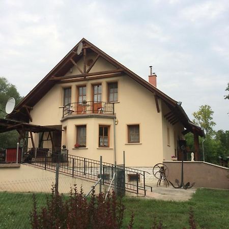 Cosy Rooms On The Lake Near Budapest And The Airport Isaszeg Экстерьер фото